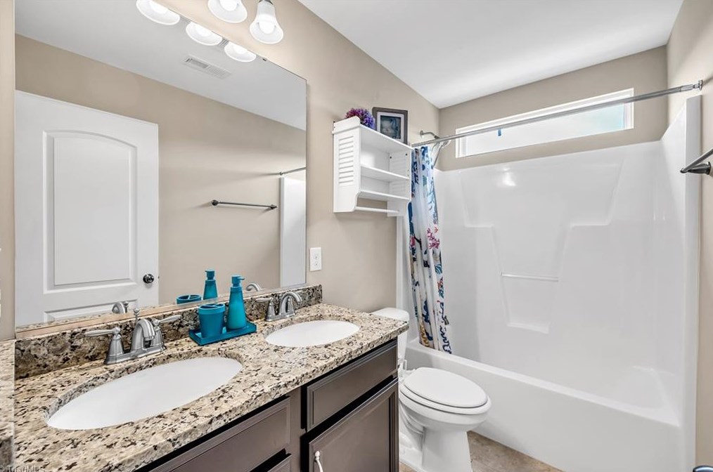 4414 Saddlewood Club Dr, High Point NC  27265-8722 exterior
