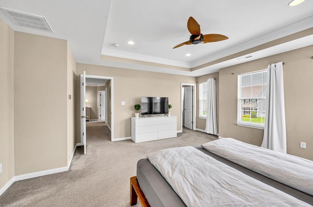 4414 Saddlewood Club Dr, High Point NC  27265-8722 exterior