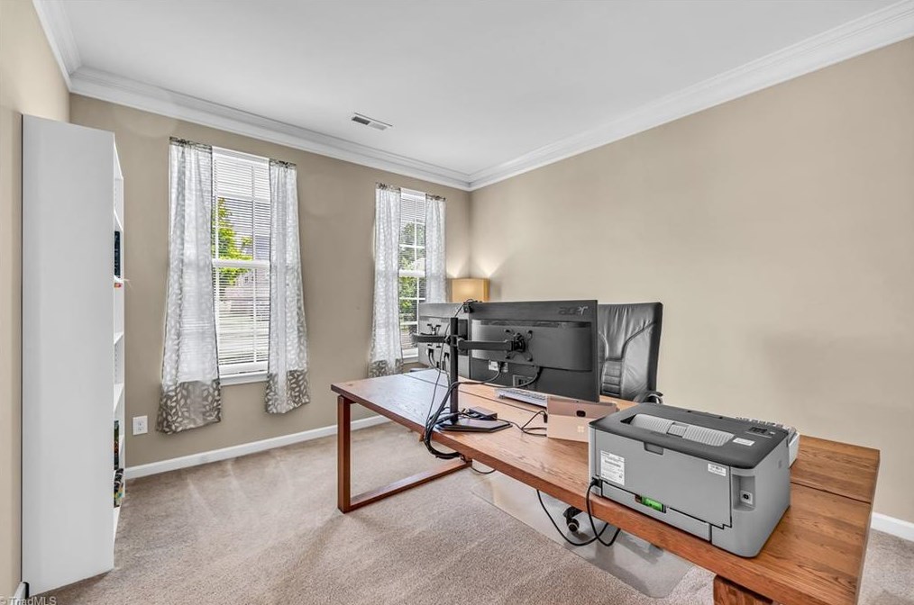 4414 Saddlewood Club Dr, High Point NC  27265-8722 exterior