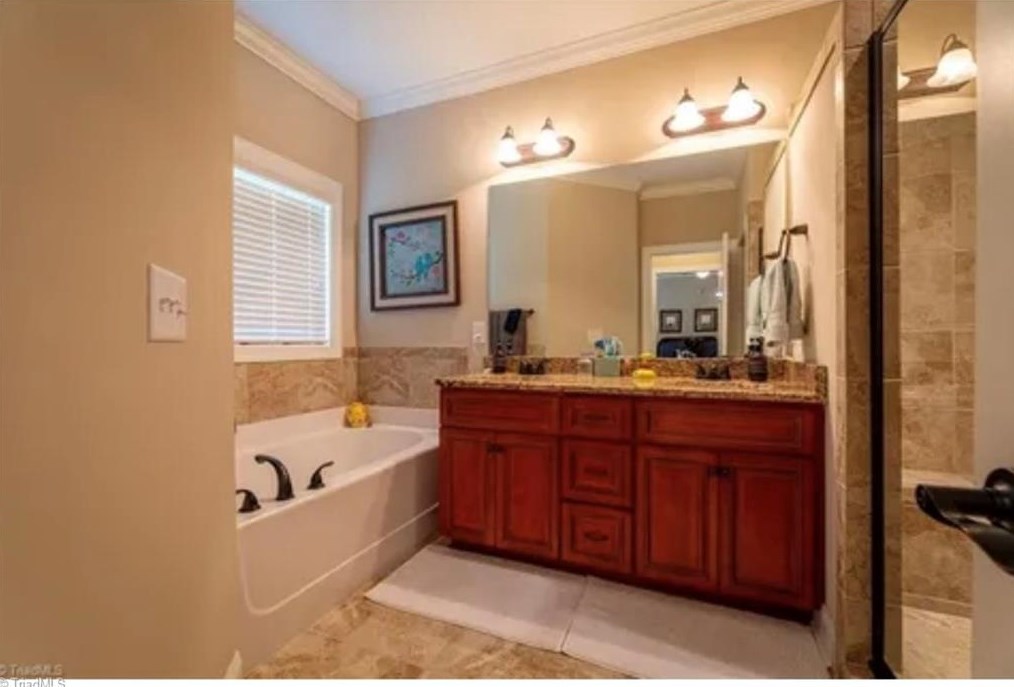 2016 Emilia Ct, High Point NC  exterior