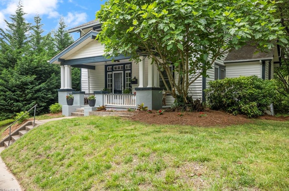 118 Taylor St, Winston Salem NC  27101-2619 exterior