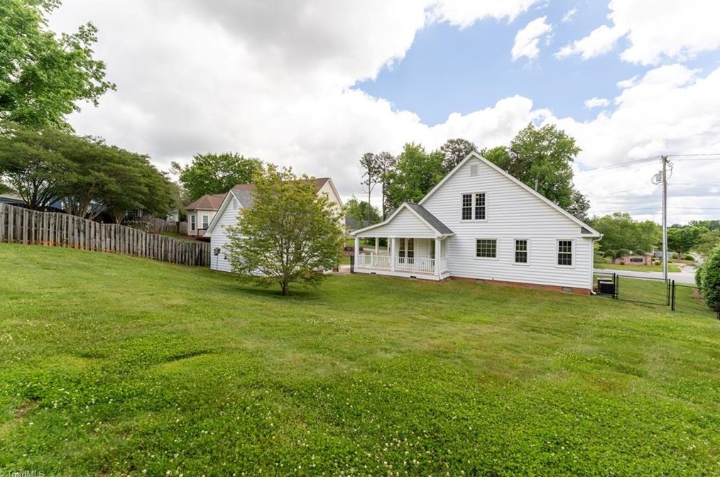 4702 Tower Rd, Greensboro NC  27410-5917 exterior