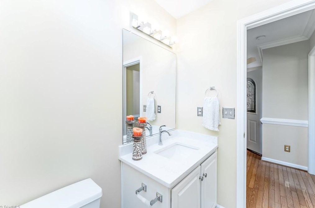 4702 Tower Rd, Greensboro NC  27410-5917 exterior