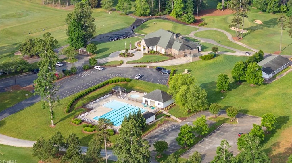 700 Golf House Rd, Whitsett NC  27377-9204 exterior