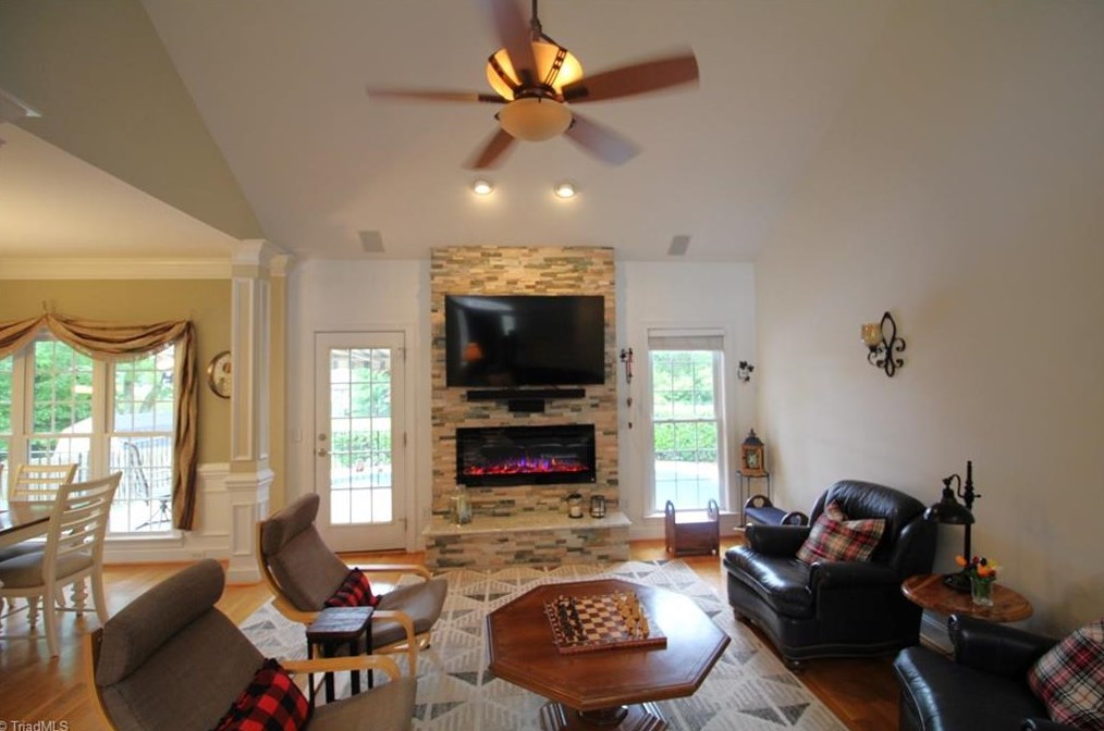 5714 Hidden Orchard Dr, Greensboro NC  27410-2523 exterior