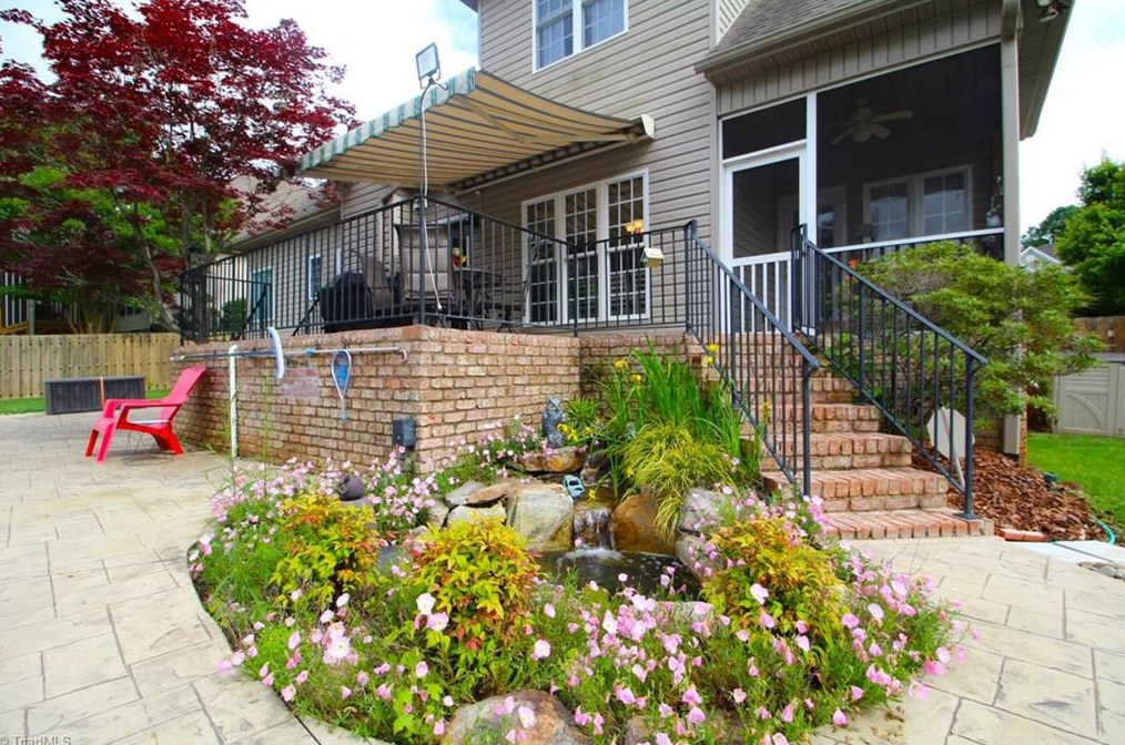 5714 Hidden Orchard Dr, Greensboro NC  27410-2523 exterior