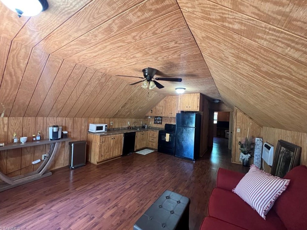 145 Lum Williams Rd, Kenansville NC  28349-8755 exterior
