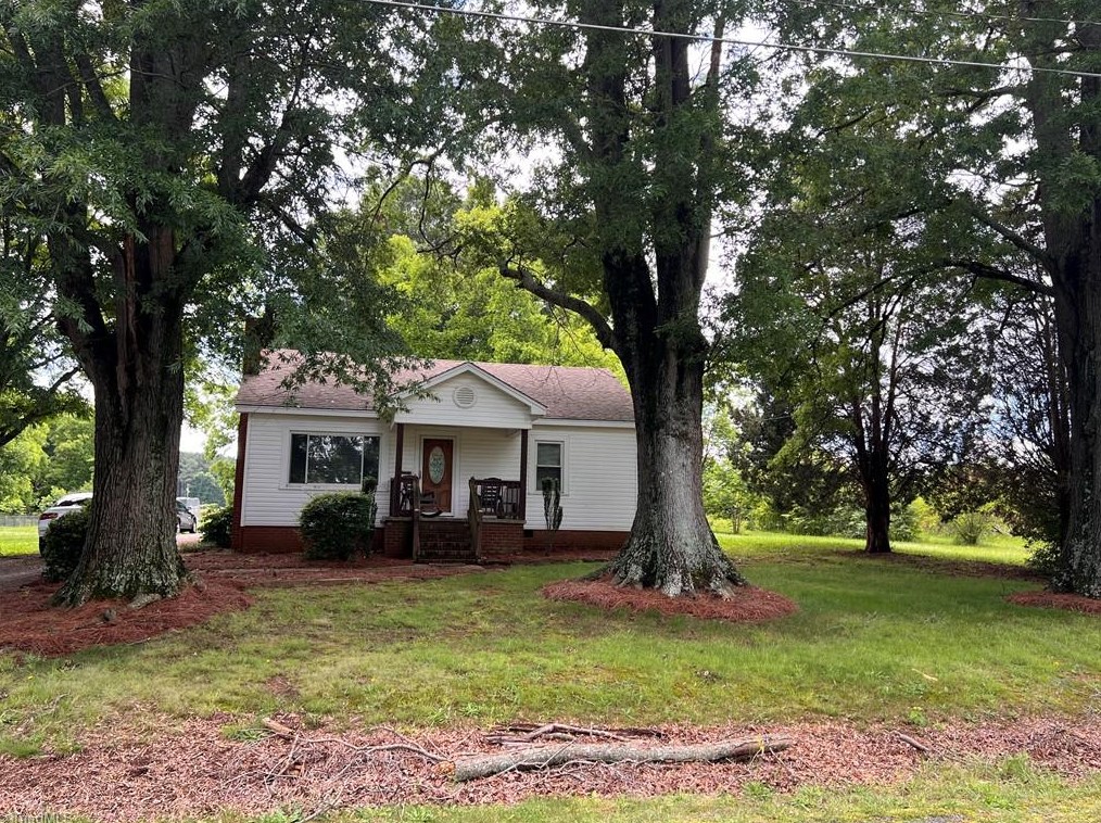 29624 Lakeside Dr, Albemarle NC  28001-7325 exterior