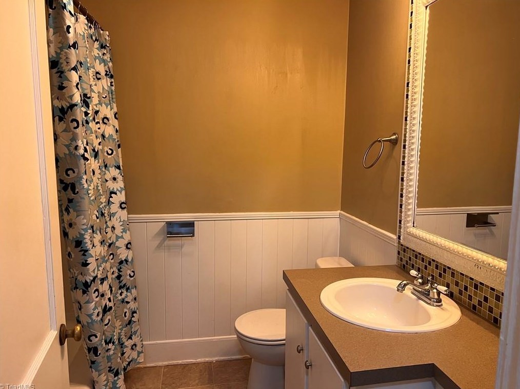 29624 Lakeside Dr, Albemarle NC  28001-7325 exterior