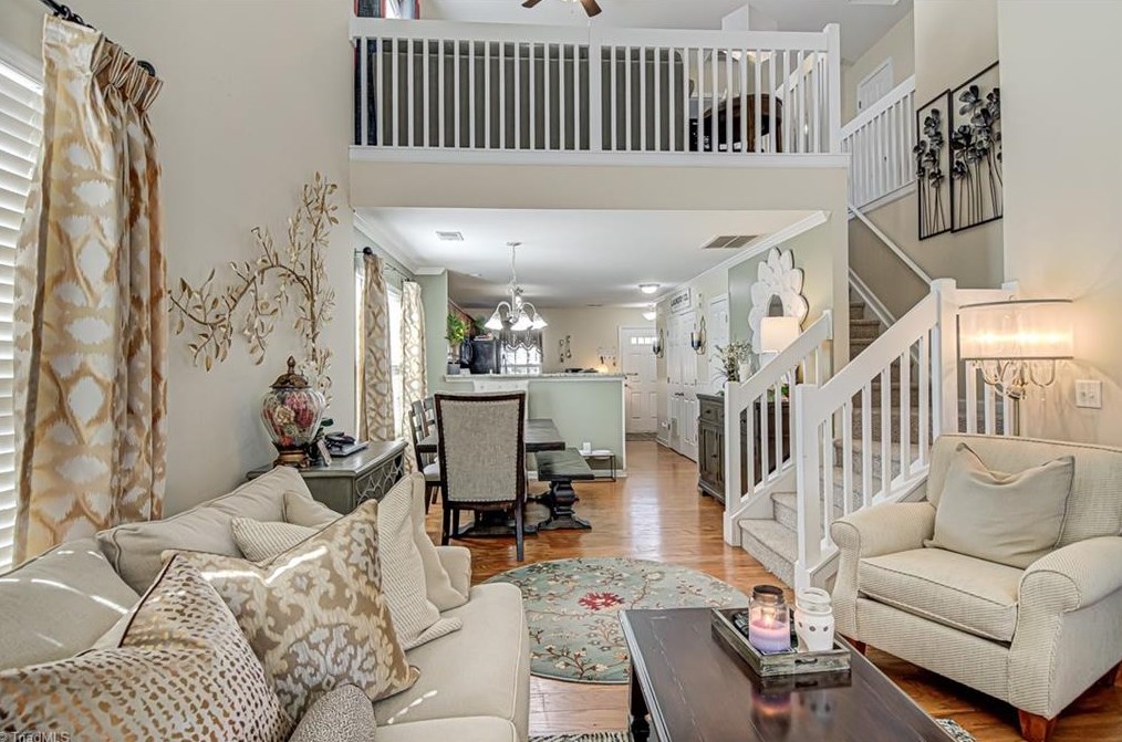 212 Nighthawk Pl, Greensboro NC 27409-9128 exterior