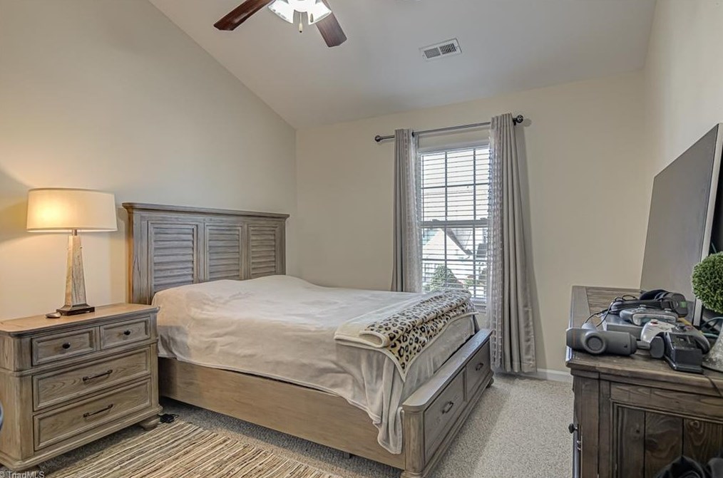 212 Nighthawk Pl, Greensboro NC 27409-9128 exterior