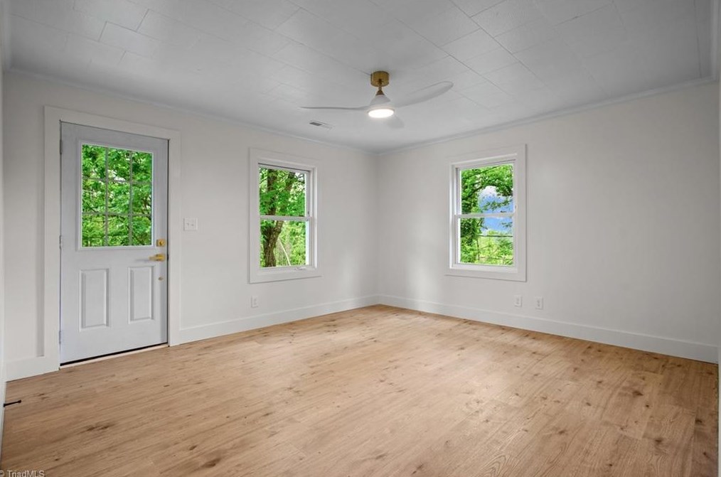 148 Frst Hl Dr, Elkin NC  28621-2305 exterior