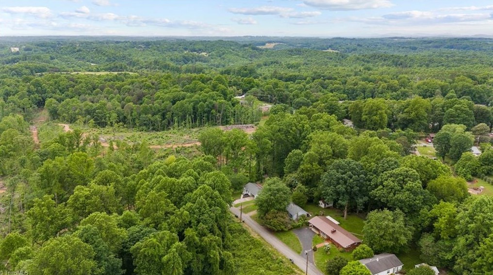 148 Frst Hl Dr, Elkin NC  28621-2305 exterior