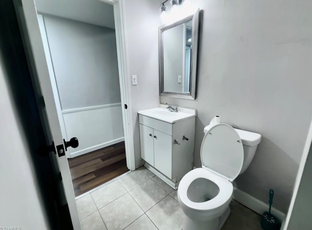 2517 Hilburn Dr, High Point NC 27260-5844 exterior