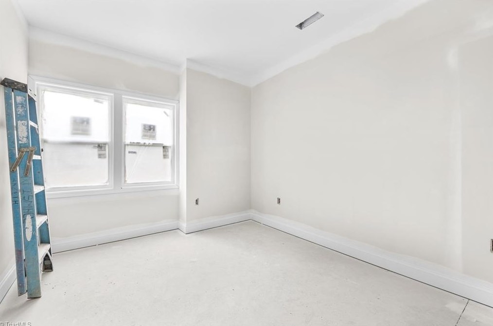 911 Sharon St, High Point NC  27260-7631 exterior