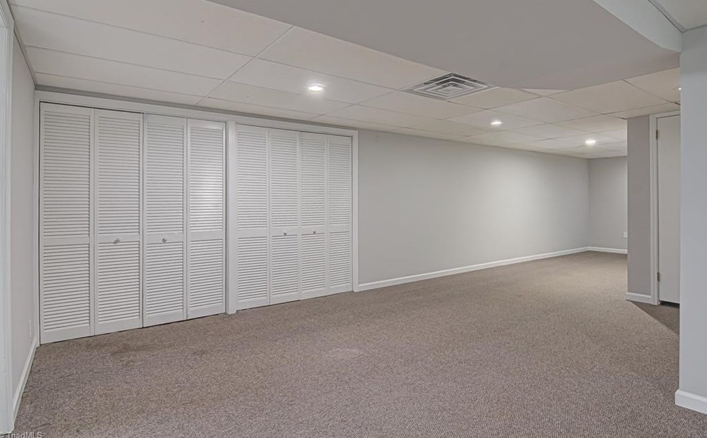 2708 Asbury Ter, Greensboro NC 27408-3610 exterior