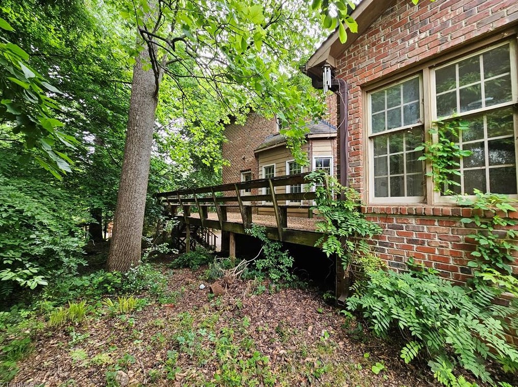 2405 Bambi Ln, Kernersville NC  27284-8091 exterior