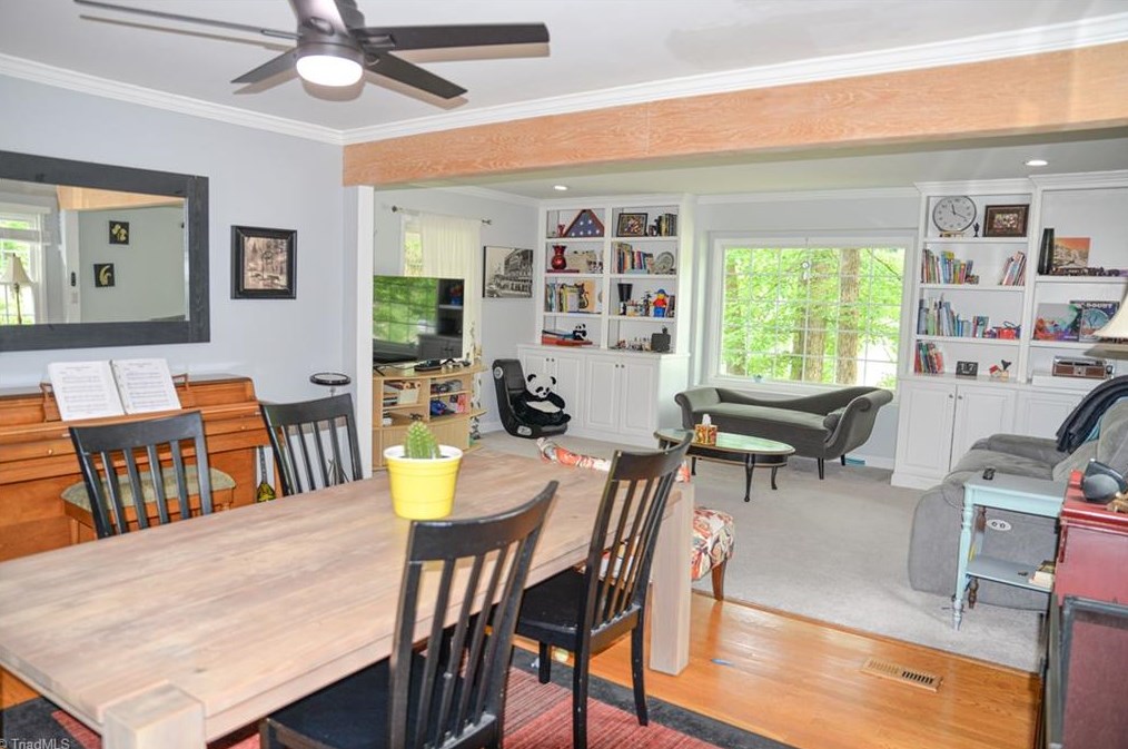 1912 Fox Creek Ct, High Point NC  27265-1498 exterior