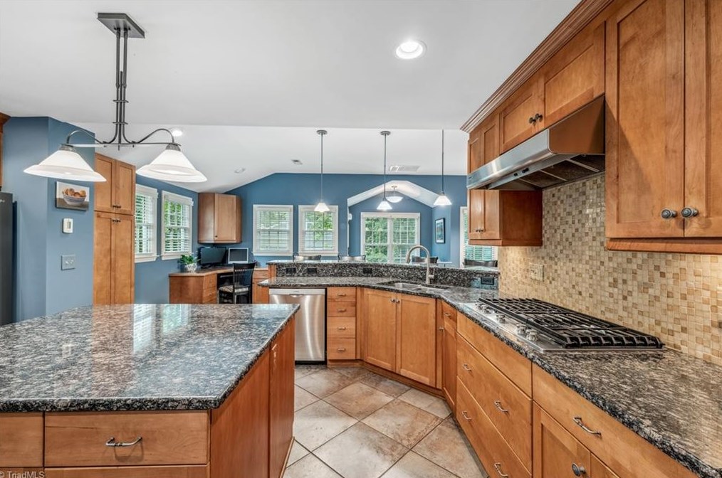 113 Hawkins Dr, Greensboro NC  exterior