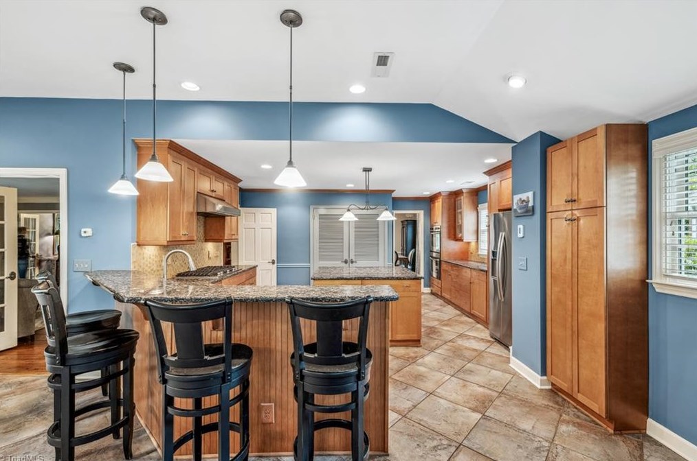 113 Hawkins Dr, Greensboro NC  exterior