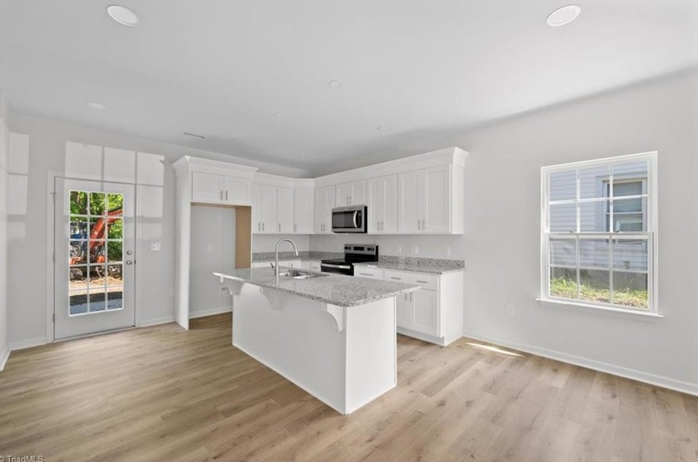 1124 Adams St, High Point NC 27262-6901 exterior