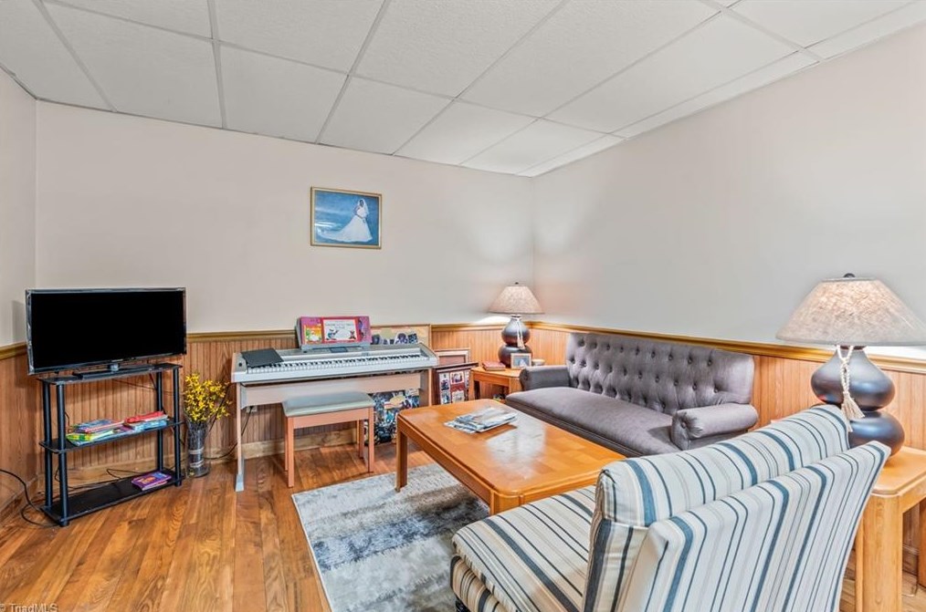 2117 Arbrook Ln, High Point NC 27265-2479 exterior