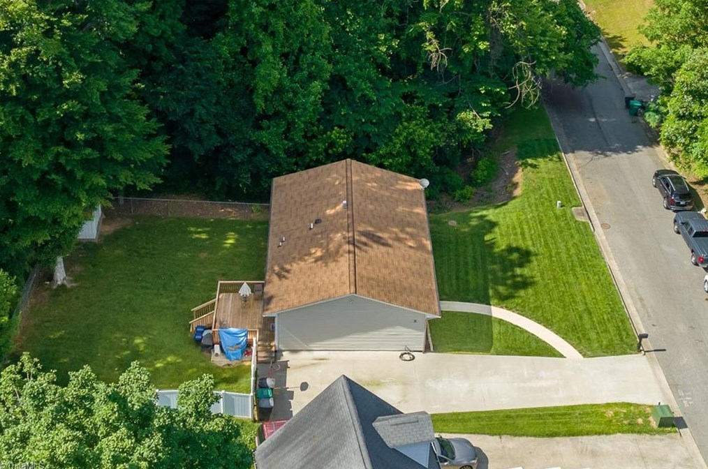 2117 Arbrook Ln, High Point NC 27265-2479 exterior