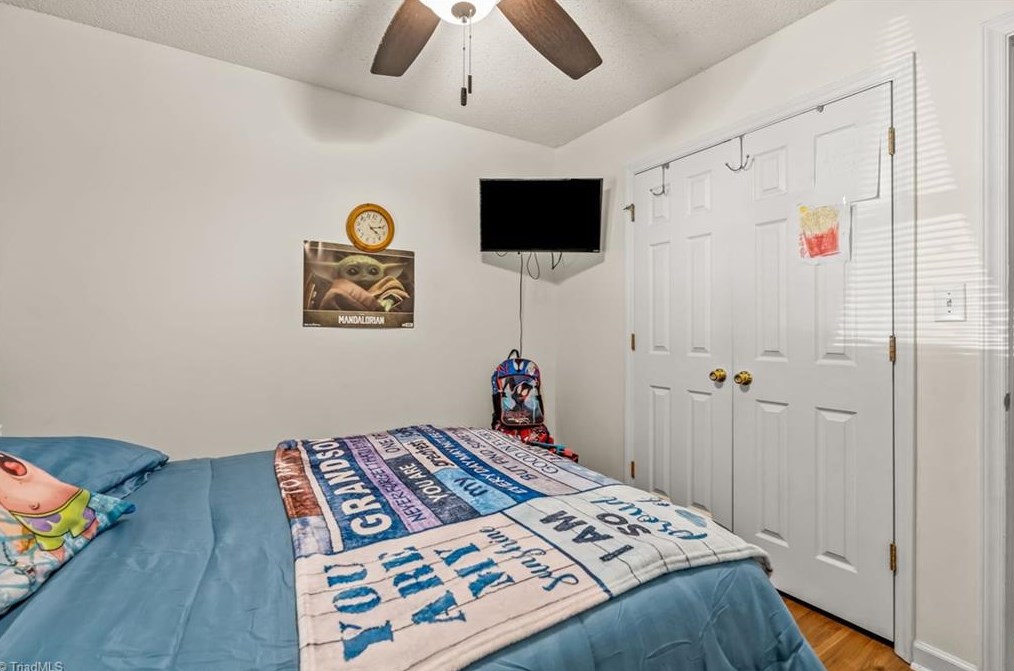 2117 Arbrook Ln, High Point NC 27265-2479 exterior