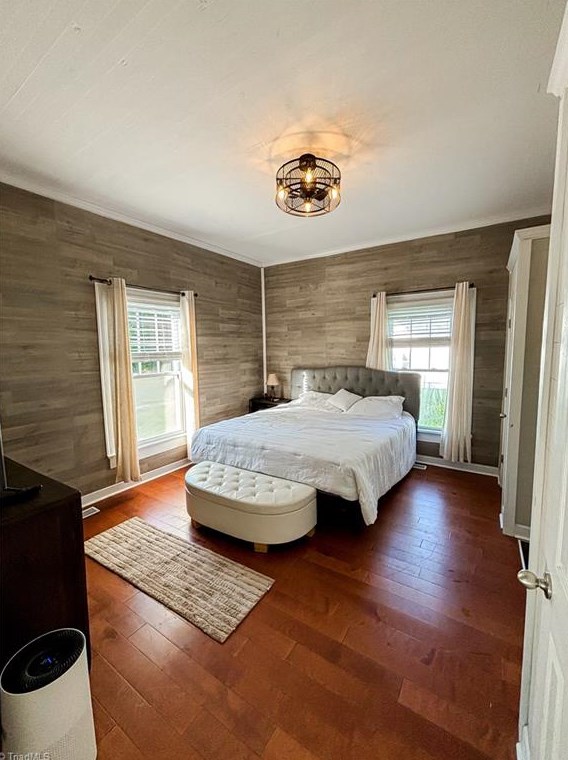 214 Broad St, Mount Airy NC  27030-4685 exterior