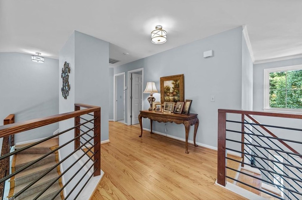 4705 Crystal Lake Dr, Greensboro NC 27410-9353 exterior