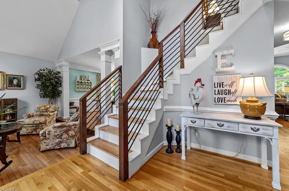 4705 Crystal Lake Dr, Greensboro NC 27410-9353 exterior