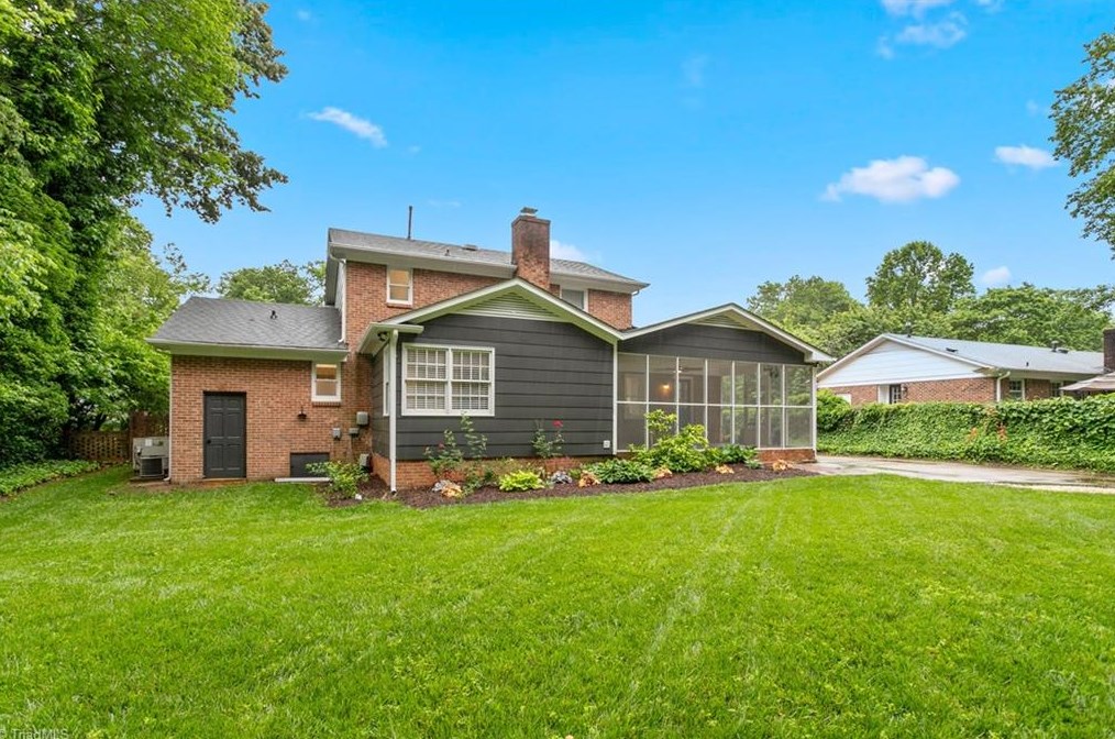 1303 Bearhollow Rd, Greensboro NC  27410-3609 exterior