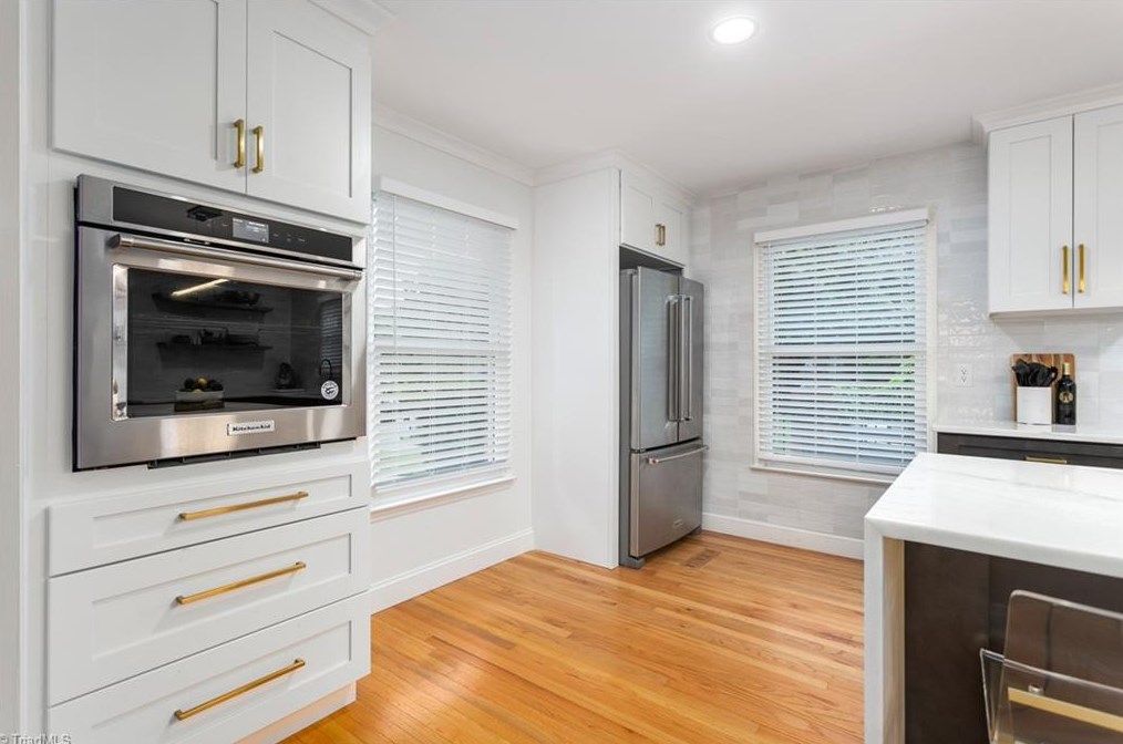 1303 Bearhollow Rd, Greensboro NC  27410-3609 exterior