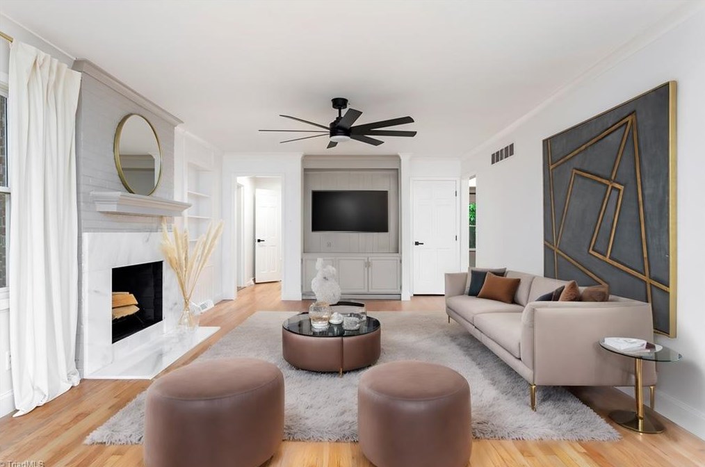 1303 Bearhollow Rd, Greensboro NC  27410-3609 exterior