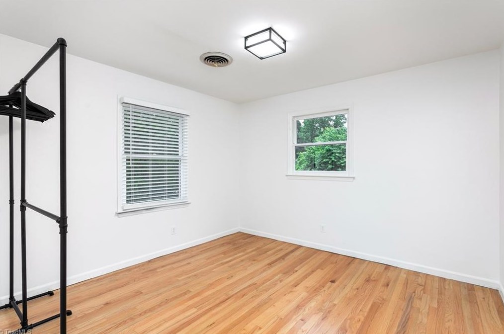 1303 Bearhollow Rd, Greensboro NC  27410-3609 exterior