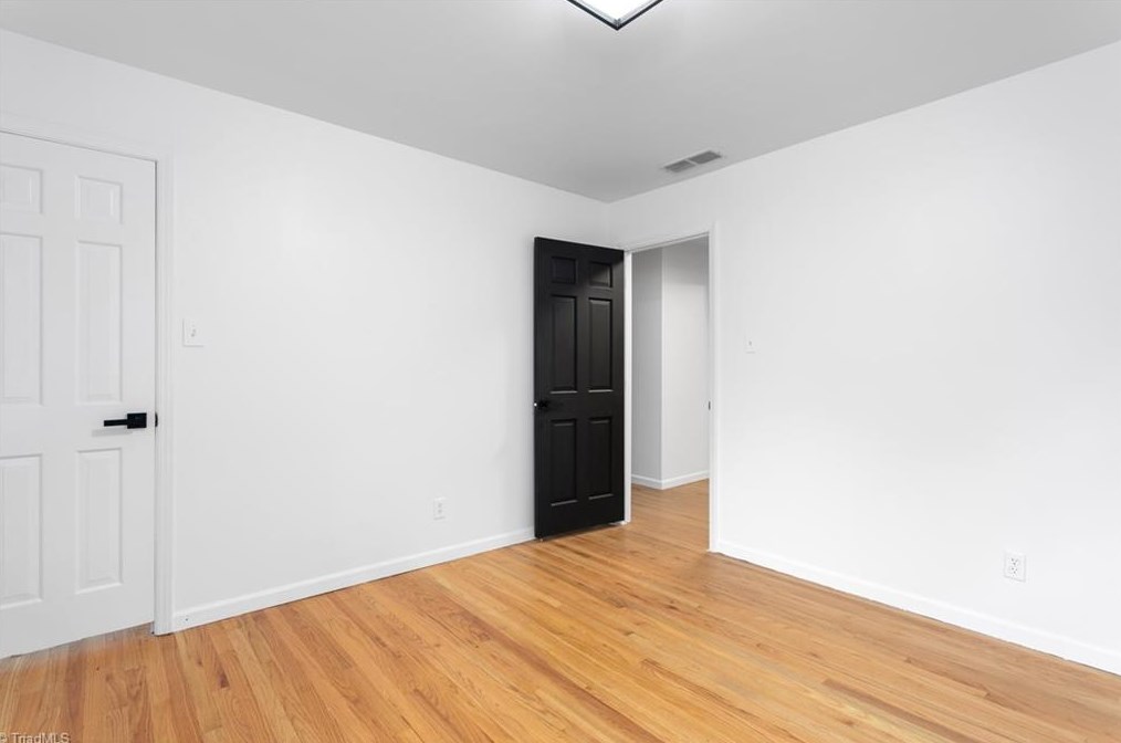 1303 Bearhollow Rd, Greensboro NC  27410-3609 exterior