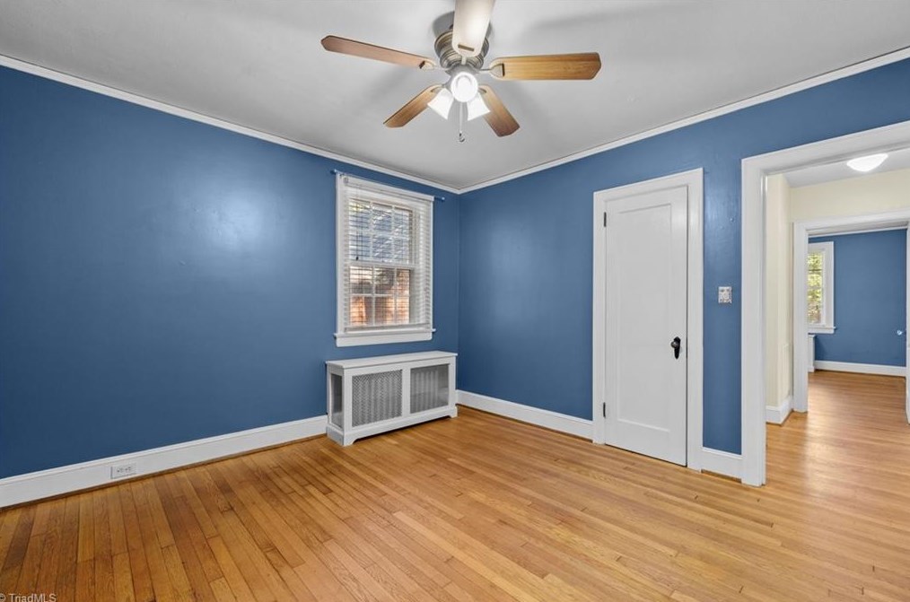 2503 Walker Ave, Greensboro NC  27403-2034 exterior