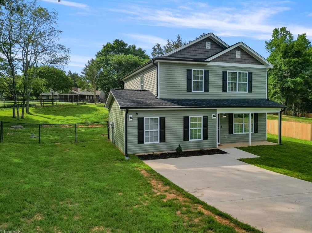 916 Countrymans Ct, Kernersville NC  27284-7501 exterior