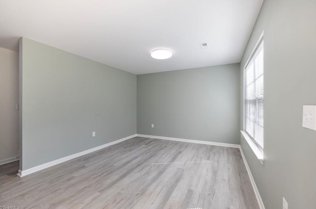 916 Countrymans Ct, Kernersville NC  27284-7501 exterior