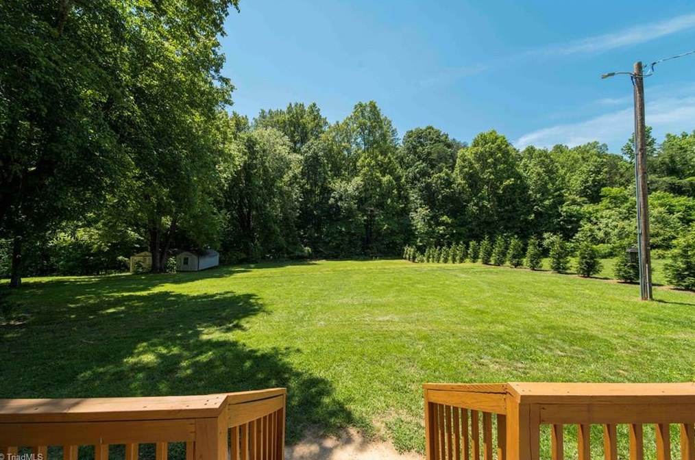 7280 Vance Rd, Kernersville NC  27284-7366 exterior