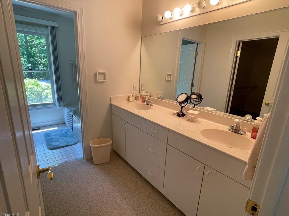 126 Periwinkle Ln, Lexington NC  27292-0023 exterior