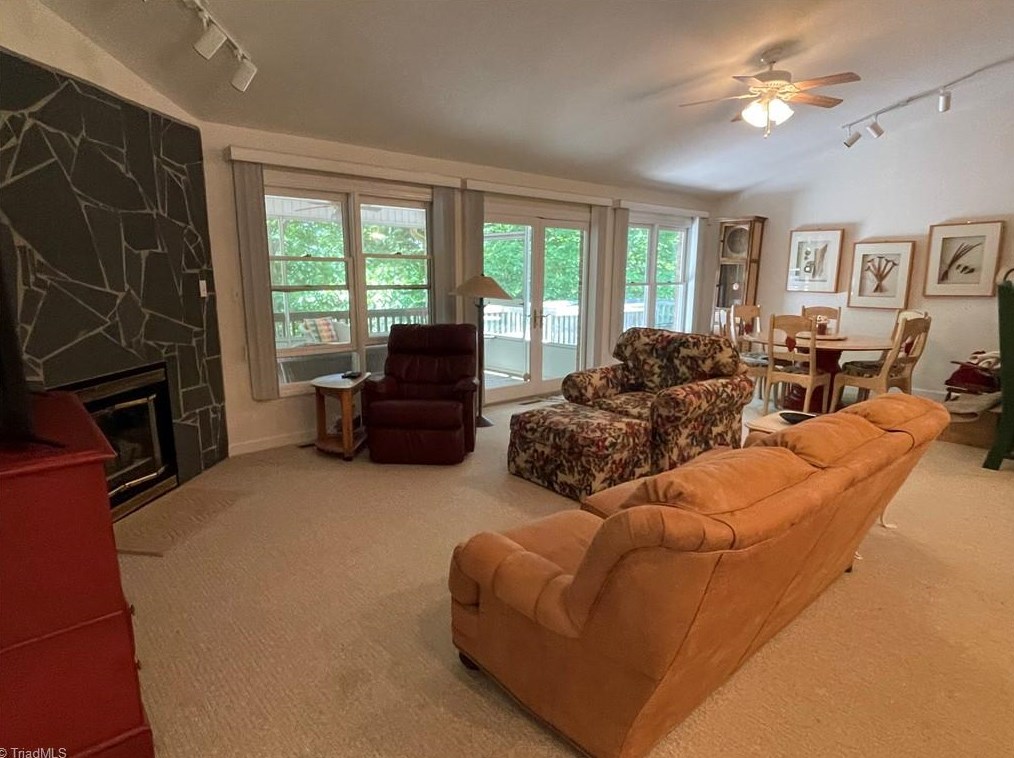 126 Periwinkle Ln, Lexington NC  27292-0023 exterior