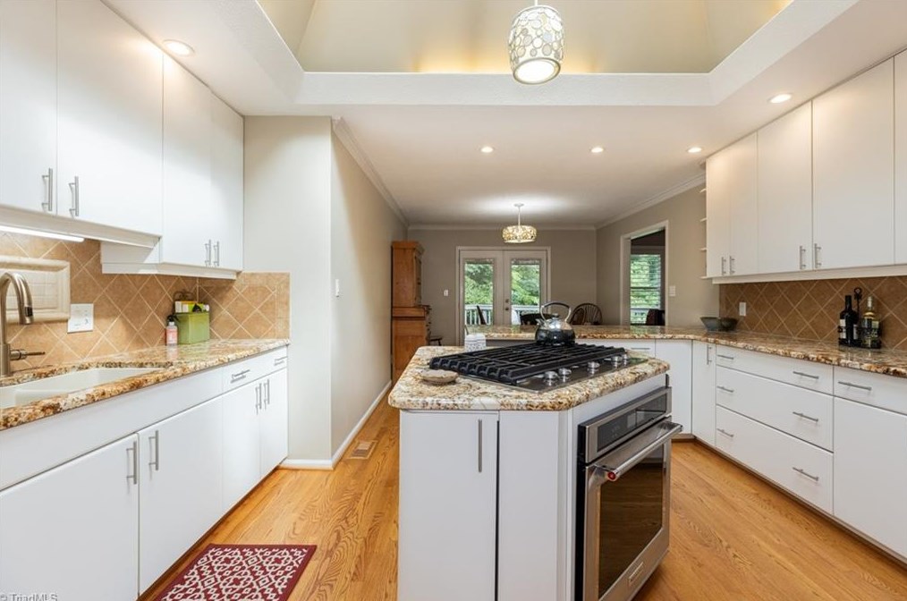 5000 Woodmark Dr, Greensboro NC  27407-8253 exterior