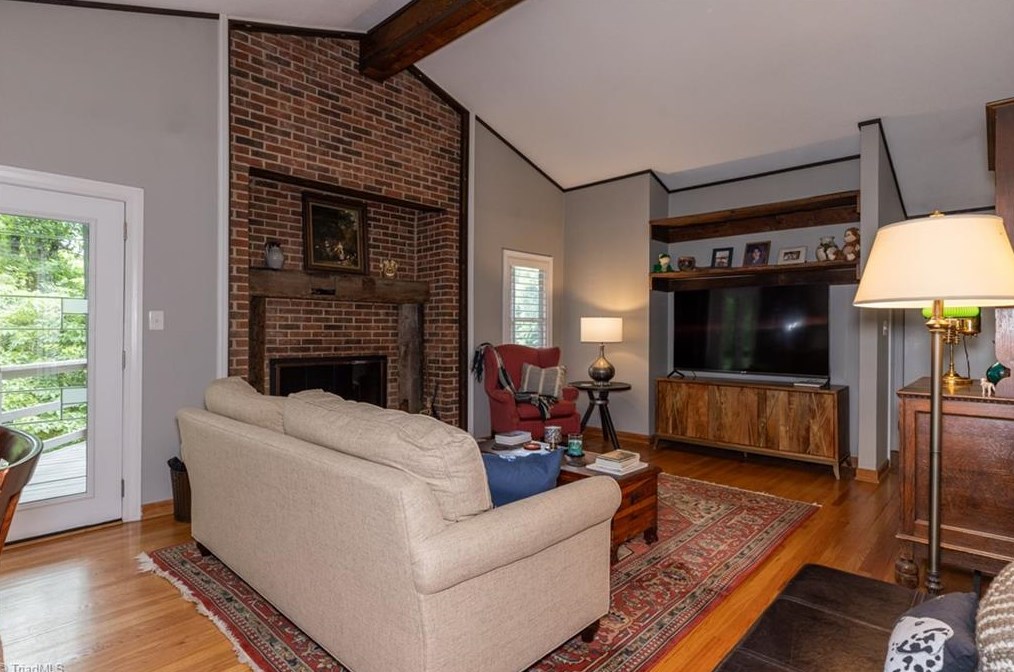 5000 Woodmark Dr, Greensboro NC  27407-8253 exterior