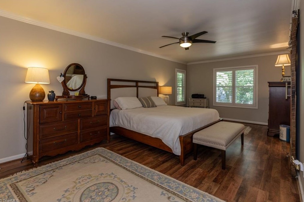 5000 Woodmark Dr, Greensboro NC  27407-8253 exterior