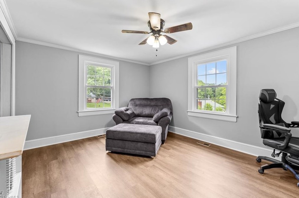 310 Saunders Dr, Asheboro NC 27203-3847 exterior