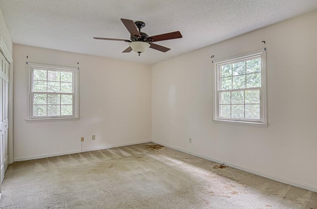 2304 Red Forest Rd, Greensboro NC  exterior