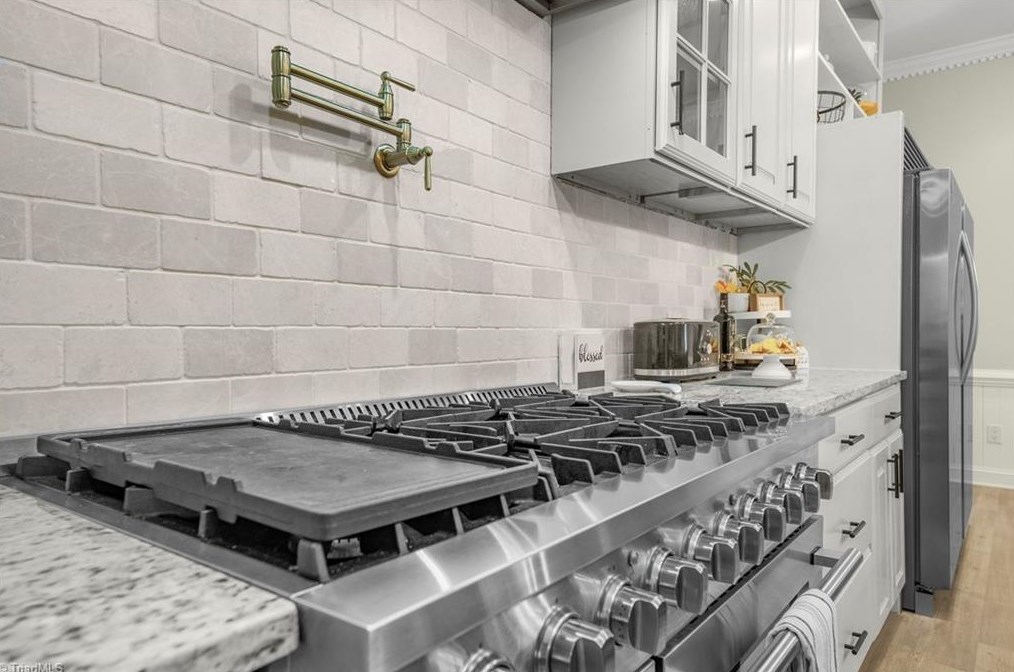 123 Sports Ln, Pilot Mountain NC  27041-7452 exterior