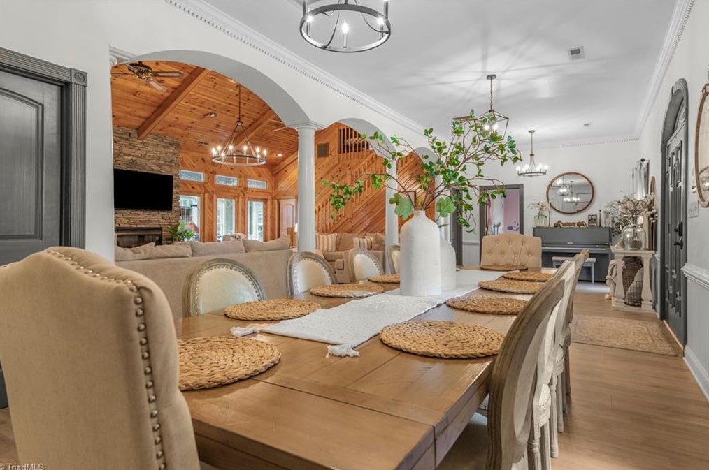 123 Sports Ln, Pilot Mountain NC  27041-7452 exterior