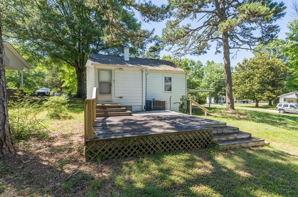 106 Avery Ave, High Point NC 27265-2041 exterior